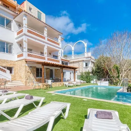 Costacabana - Pilar Villa Lloret de Mar